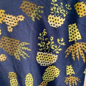 LulaRoe Leggings
Tall and Curvy